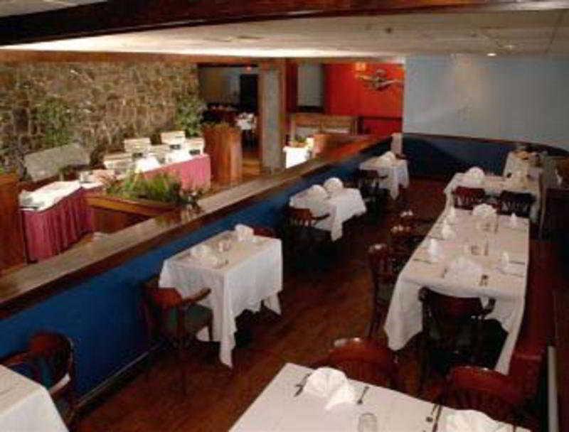 Ramada Columbia/Fort Jackson Area Restoran gambar